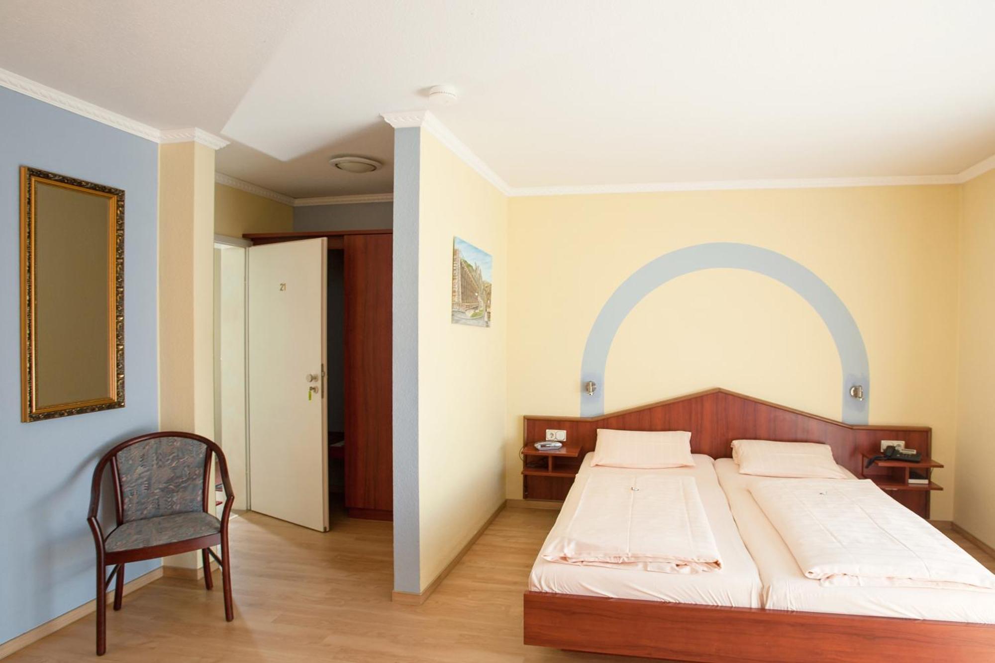 Land-Gut-Hotel Burgblick Bad Kreuznach Exterior photo